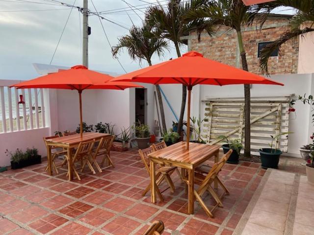 Casa Bella Bed & Breakfast Crucita Esterno foto
